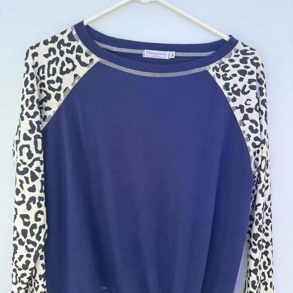 Leopard Print Women's Long Sleeved Twist Top Raglan Sleeve Baseball Tee Medium - Picture 7 of 9